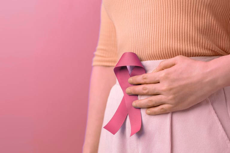 Understanding Ovarian Cysts: Symptoms, Treatment & When to Seek Care